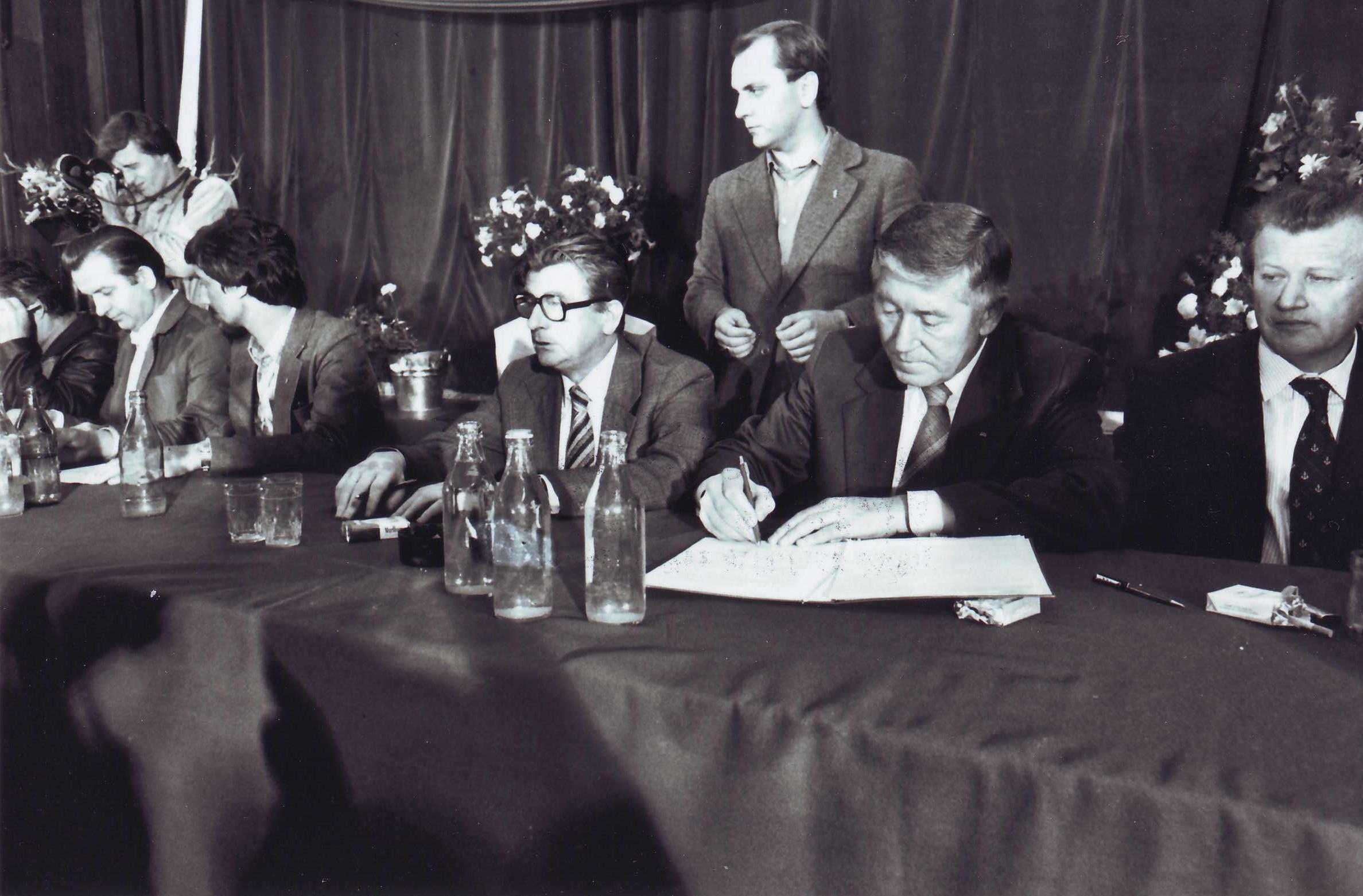 Signing of the August Agreements, 1980
